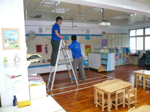 天花板除塵清潔