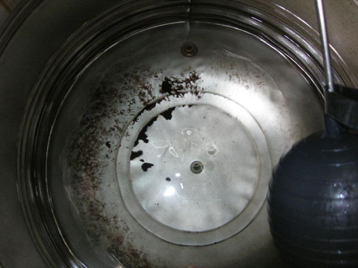 白鐵水塔清洗前