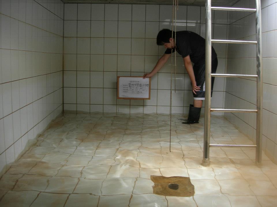 大樓洗水塔照片