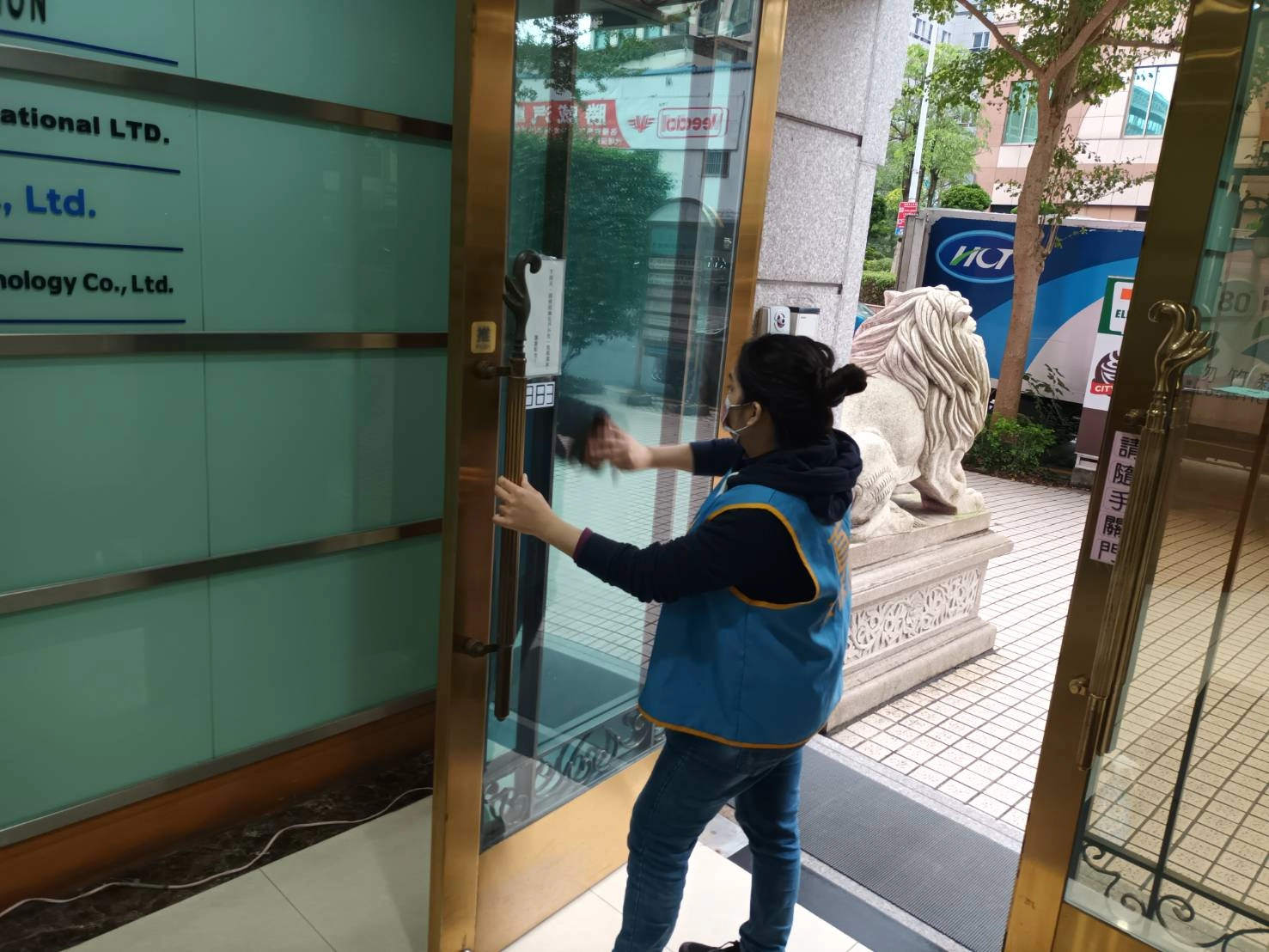 辦公大樓清潔人員服務示意圖